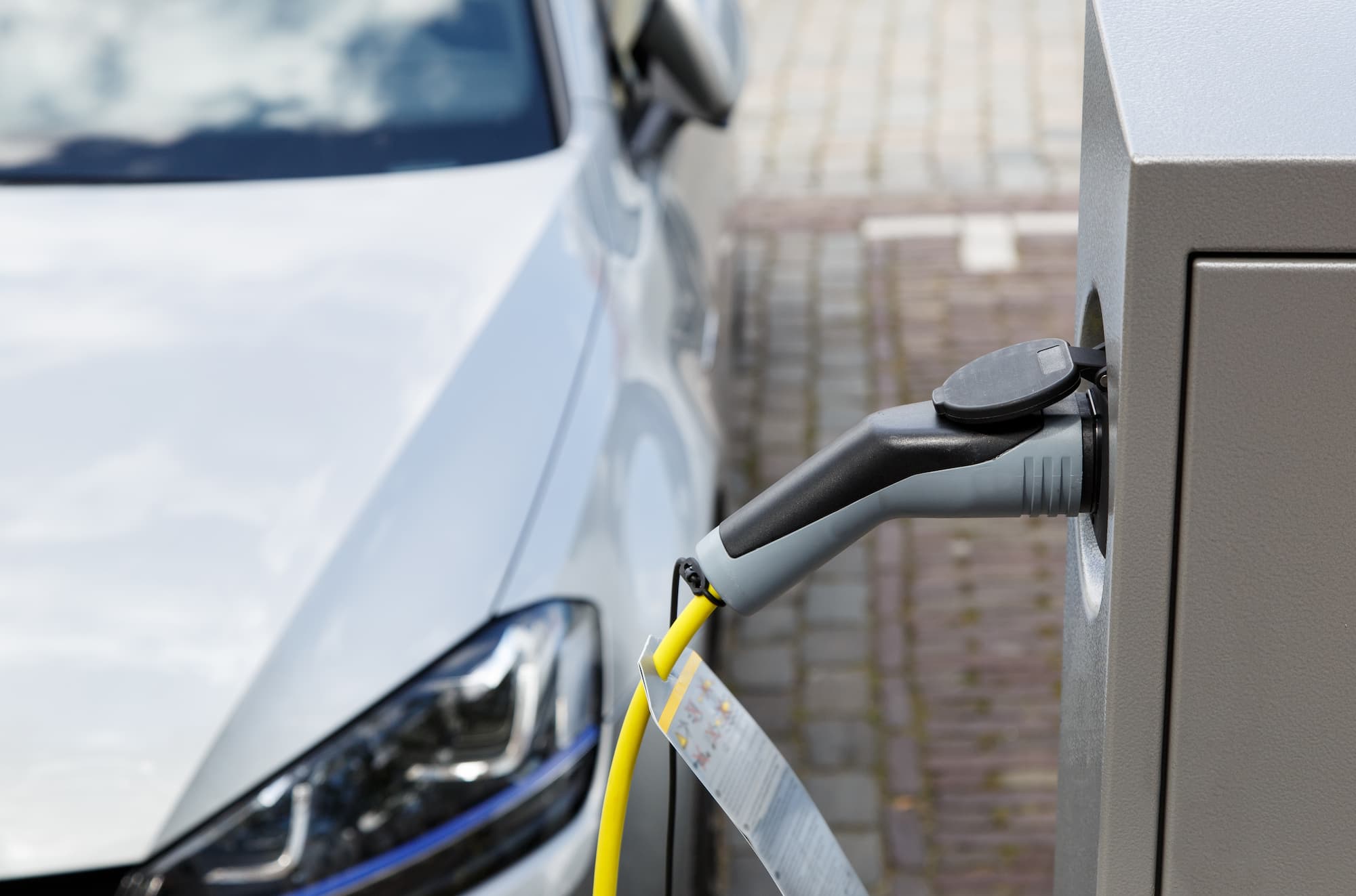 Installation de borne de recharge pour voiture &eacute;lectrique aux environs de Colmar et Guebwiller Wittelsheim 2