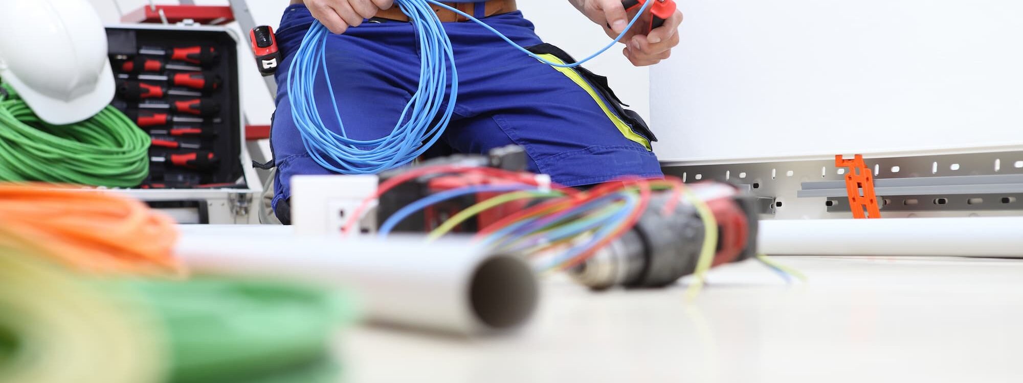 Comment planifier l’installation &eacute;lectrique d’une maison neuve sans rien oublier ? Cernay